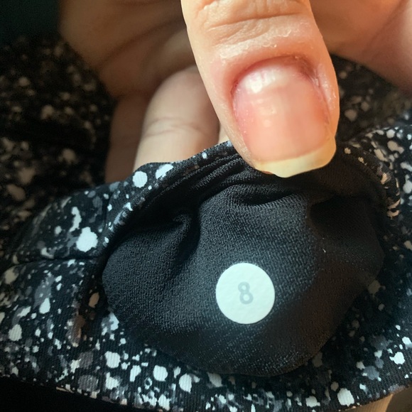 Lululemon Leggings - EUC - Picture 4 of 4